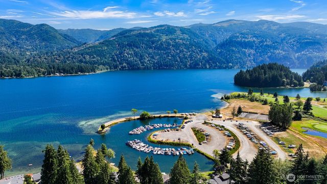44 Windward, Bellingham, WA 98229