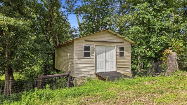340 Old Freewill Drive, NW, Cleveland, TN 37311