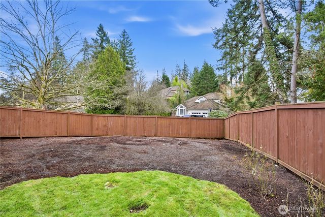 3505 168th Avenue NE, Bellevue, WA 98008