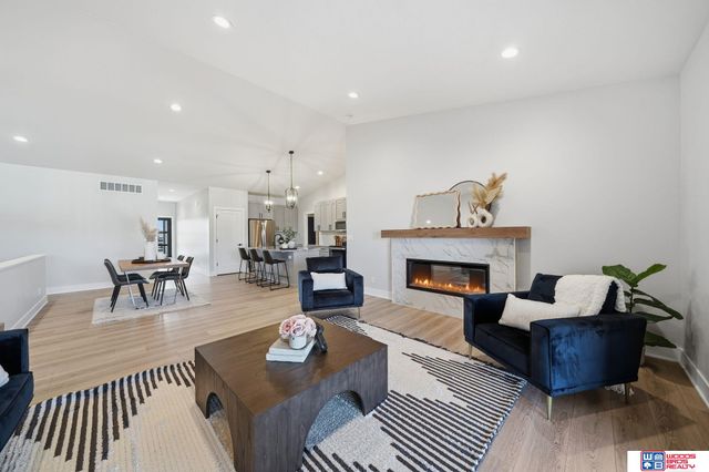 9132 Lucena Drive, Lincoln, NE 68520