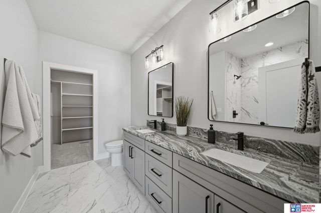 9132 Lucena Drive, Lincoln, NE 68520