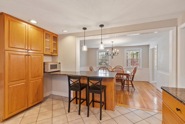7 Long Meadow Road, Westford, MA 01886