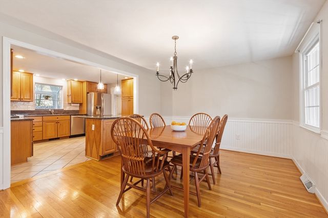 7 Long Meadow Road, Westford, MA 01886
