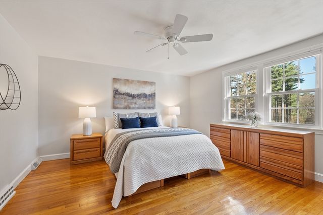 7 Long Meadow Road, Westford, MA 01886
