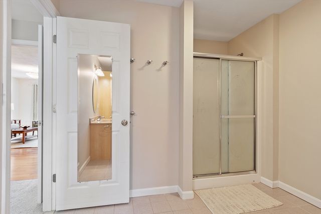7 Long Meadow Road, Westford, MA 01886