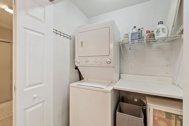 7 Long Meadow Road, Westford, MA 01886