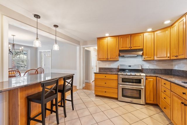 7 Long Meadow Road, Westford, MA 01886