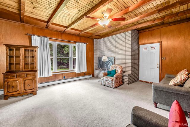 55769 Mayflower Road, South Bend, IN 46619