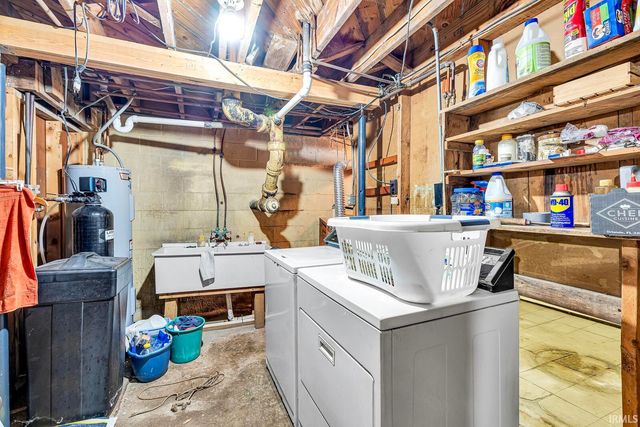 55769 Mayflower Road, South Bend, IN 46619