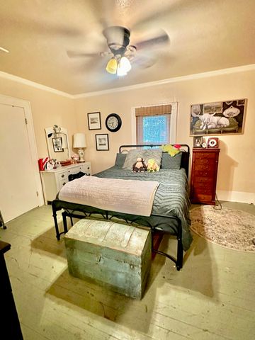 735 S 12th Street, Slaton, TX 79364