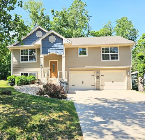 W3828 Cypress DRIVE, Lake Geneva, WI 53147