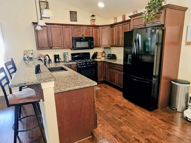 W3828 Cypress DRIVE, Lake Geneva, WI 53147