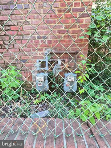 4613 CENTRAL AVE NE, Washington, DC 20019