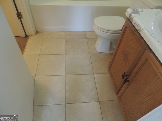 5866 Crescent Ridge Court, Lithonia, GA 30058