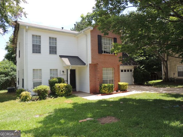 5866 Crescent Ridge Court, Lithonia, GA 30058