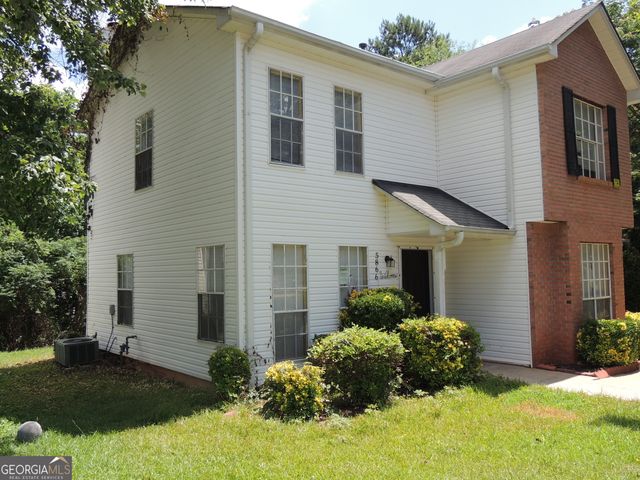 5866 Crescent Ridge Court, Lithonia, GA 30058