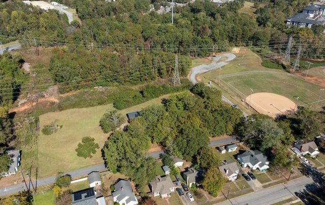 00C E Boundary Drive, Spartanburg, SC 29303