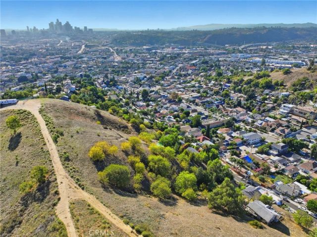 2921 Thomas, Los Angeles, CA 90034