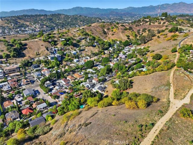 2921 Thomas, Los Angeles, CA 90034