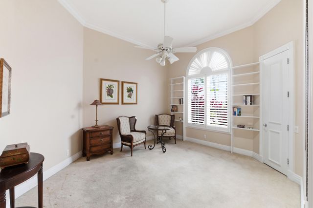 10832 Egret Pointe Lane, West Palm Beach, FL 33412