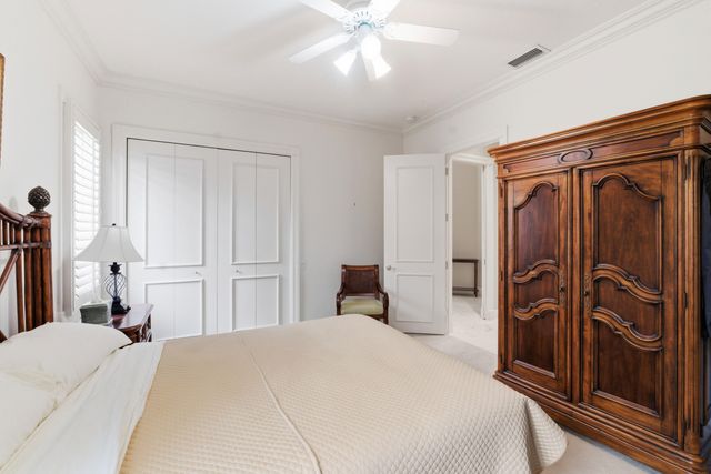 10832 Egret Pointe Lane, West Palm Beach, FL 33412