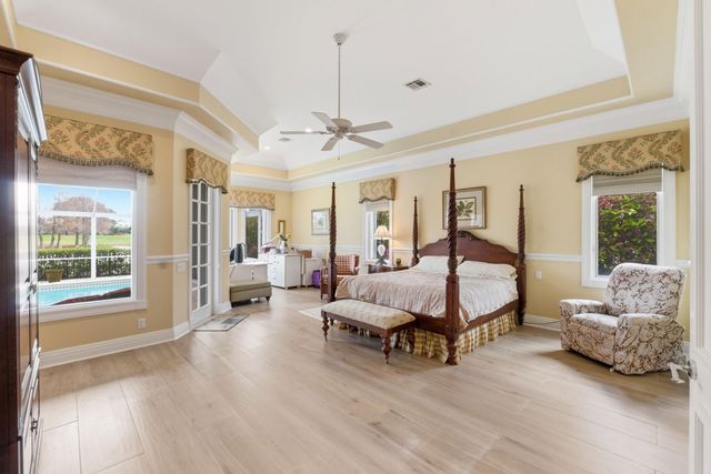 10832 Egret Pointe Lane, West Palm Beach, FL 33412