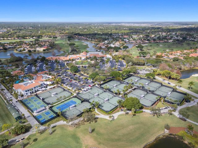 10832 Egret Pointe Lane, West Palm Beach, FL 33412