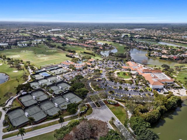 10832 Egret Pointe Lane, West Palm Beach, FL 33412