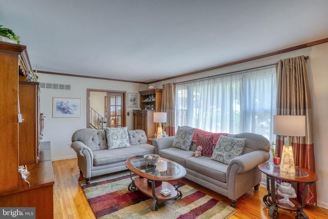 860 WILSON DR, Dover, DE 19904