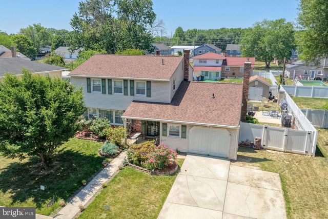 860 WILSON DR, Dover, DE 19904
