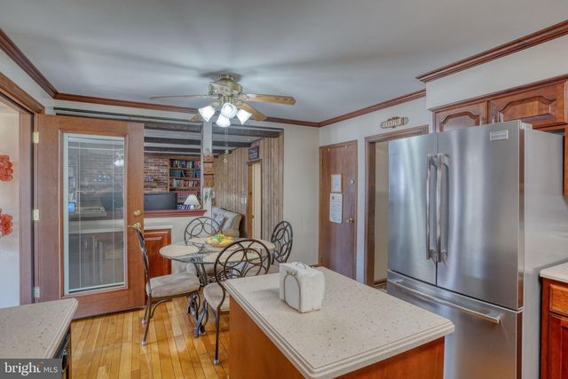 860 WILSON DR, Dover, DE 19904