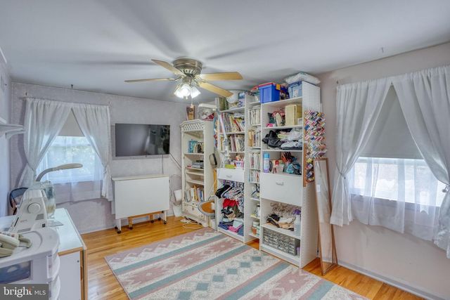 860 WILSON DR, Dover, DE 19904
