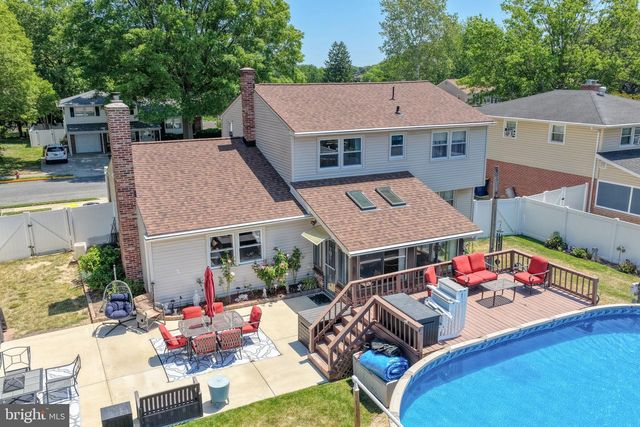 860 WILSON DR, Dover, DE 19904