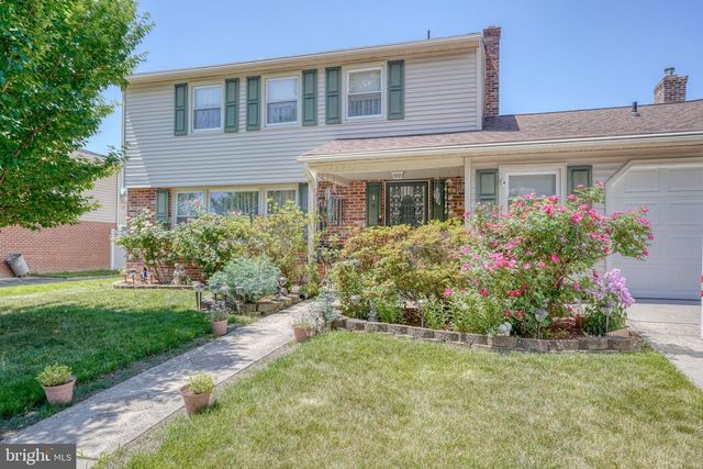 860 WILSON DR, Dover, DE 19904
