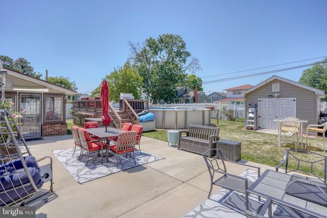 860 WILSON DR, Dover, DE 19904