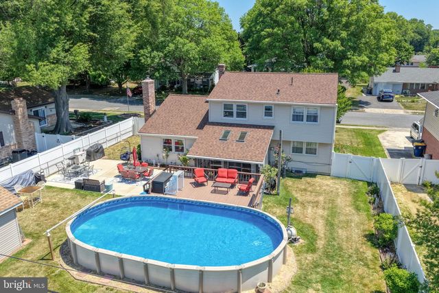 860 WILSON DR, Dover, DE 19904