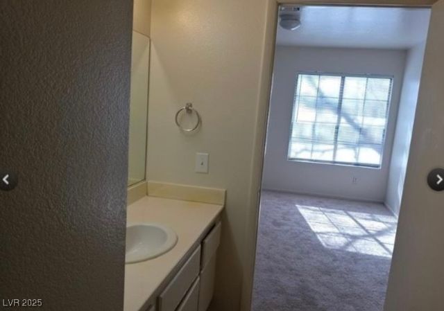 4865 South Torrey Pines Drive 106, Las Vegas, NV 89103