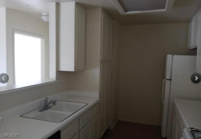 4865 South Torrey Pines Drive 106, Las Vegas, NV 89103