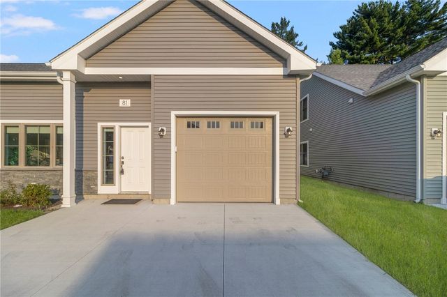 81 West Valley Circle, West Warwick, RI 02893