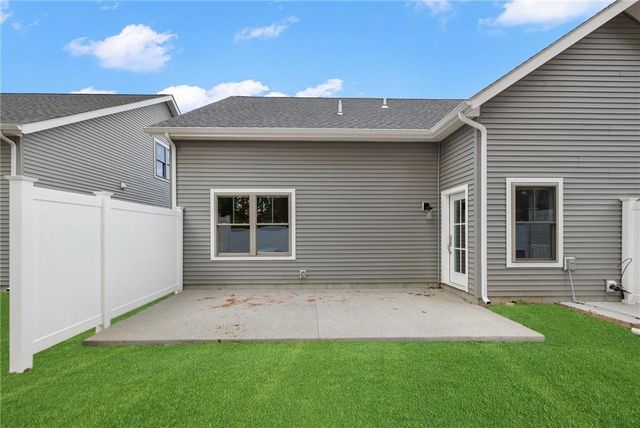 81 West Valley Circle, West Warwick, RI 02893