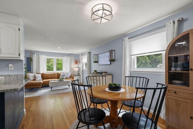12 Christopher Rd, Holliston, MA 01746