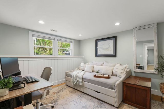 12 Christopher Rd, Holliston, MA 01746
