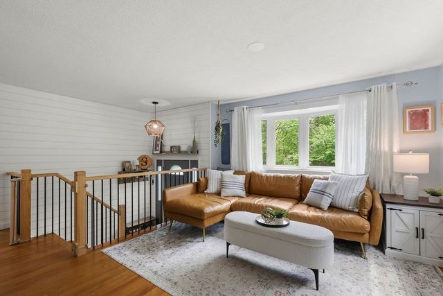 12 Christopher Rd, Holliston, MA 01746
