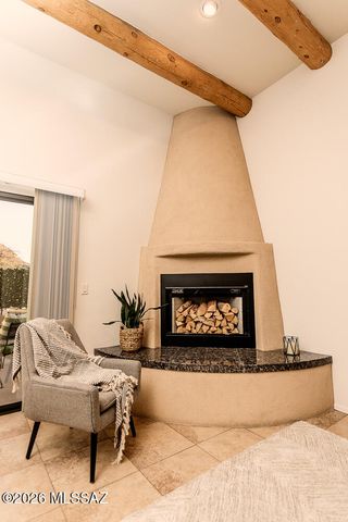 9809 N Ridge Shadow Place, Tucson, AZ 85704