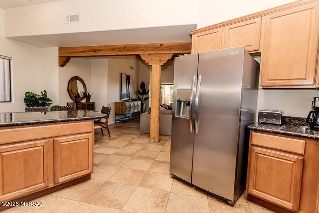 9809 N Ridge Shadow Place, Tucson, AZ 85704