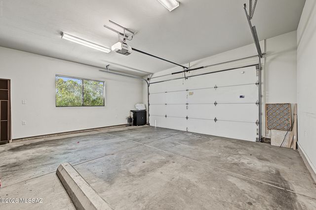 9809 N Ridge Shadow Place, Tucson, AZ 85704