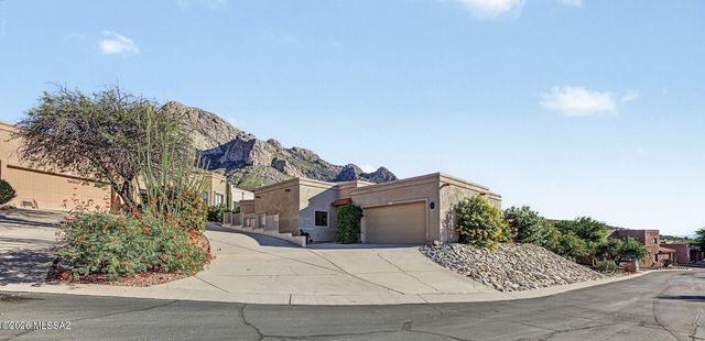 9809 N Ridge Shadow Place, Tucson, AZ 85704