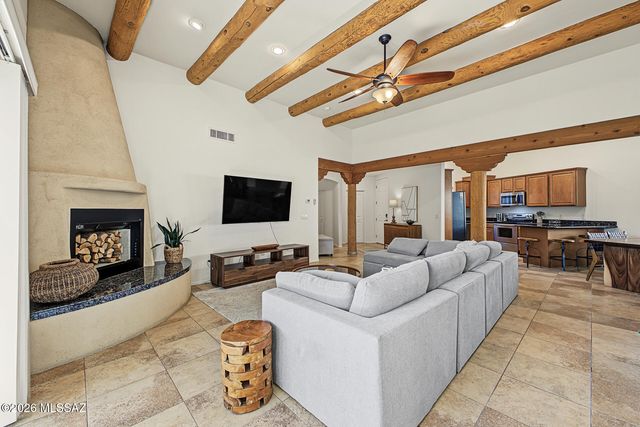 9809 N Ridge Shadow Place, Tucson, AZ 85704