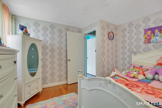 558 Oak Street, East Hartford, CT 06118