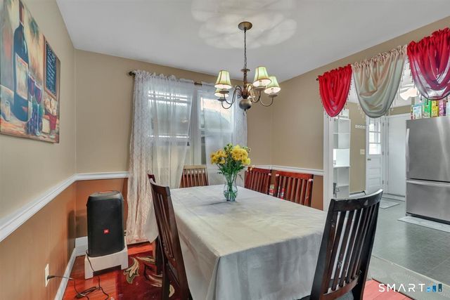 558 Oak Street, East Hartford, CT 06118